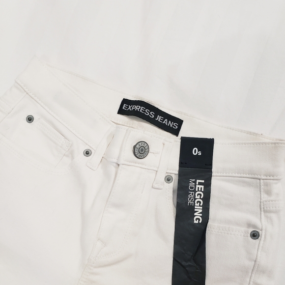 Express Mid Rise White Jeans - Picture 3 of 4